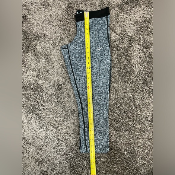 Nike dri-fit black slate blue stretch capri running pants women’s size M - Picture 7 of 12